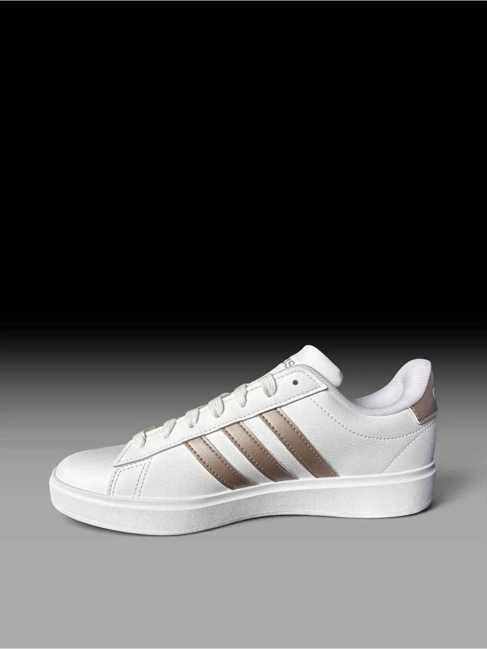 Adidas Grand Court 2.0 Women’s Size 7 White and Metallic Sneakers NEW